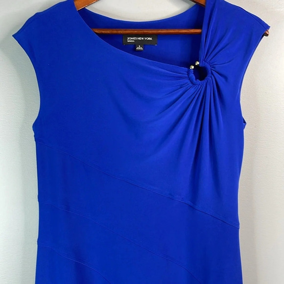JONES NEW YORK Asymmetrical Ring Royal Blue Fit & Flare Midi Dress Cap Sleeve 6 - Picture 3 of 10